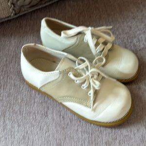Willits kids dress saddle shoe size 8EE